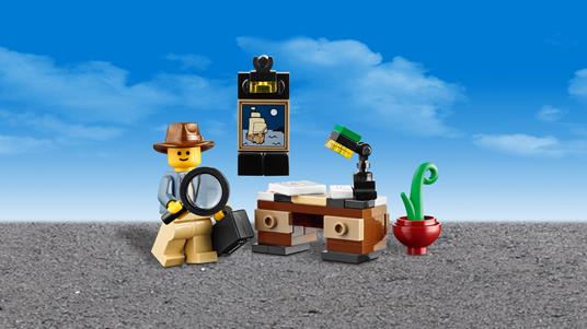 LEGO Creator Expert (10246). Ufficio dell'investigatore - 11