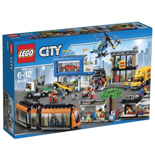 LEGO City Town (60097). Piazza della città