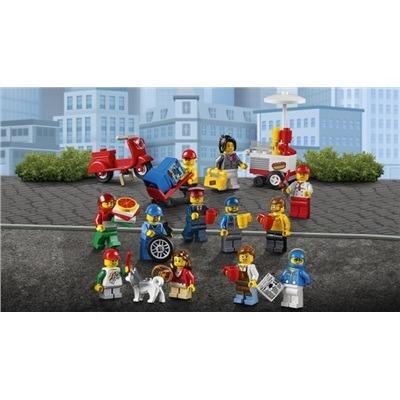 LEGO City Town (60097). Piazza della città - 11