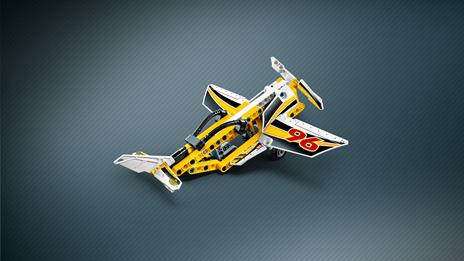 LEGO Technic (42044). Jet acrobatico - 6