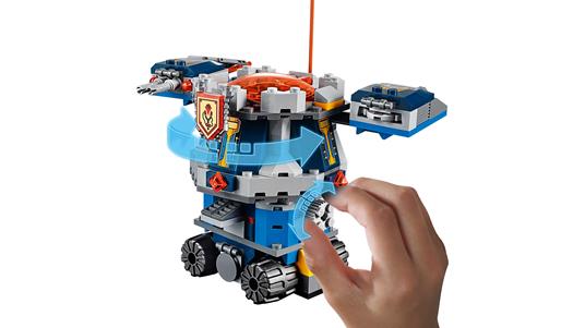 LEGO Nexo Knights (70322). Il Porta-torre di Axl - 14