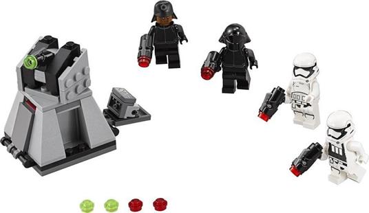 LEGO Star Wars (75132). Battle pack Episode 7 Villain - 2