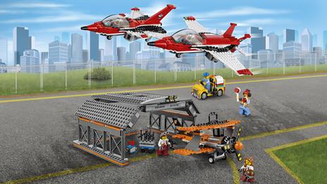 LEGO City Airport (60103). Show aereo all'aeroporto - 10