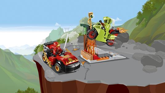 LEGO Juniors (10722). Ninjago. Resa dei conti con il serpente - 6