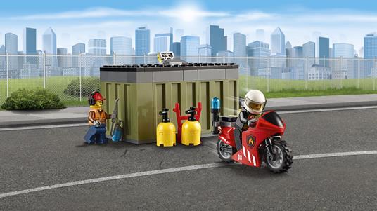 LEGO City Fire (60108). Unità di risposta antincendio - 16
