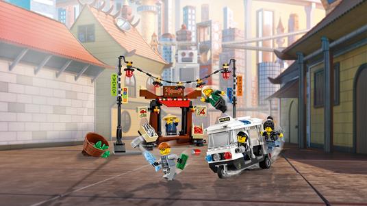 LEGO Ninjago (70607). Inseguimento a NINJAGO City - 4