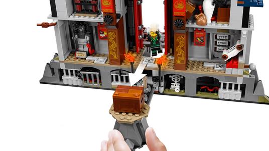 LEGO Ninjago (70617). Tempio delle armi finali - 18