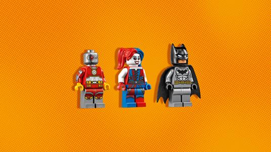LEGO Super Heroes (76053). Batman. Inseguimento a Gotham City - 12