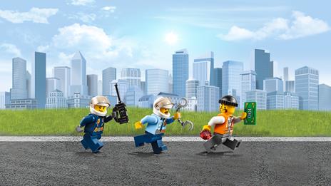 LEGO City Police (60137). Autogrù in panne - 10