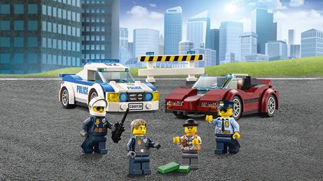 LEGO City Police (60138). Inseguimento ad alta velocità - 7