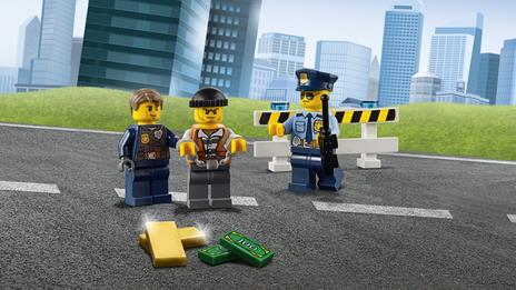 LEGO City Police (60138). Inseguimento ad alta velocità - 12