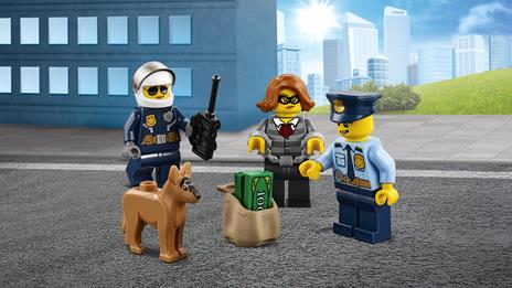 LEGO City Police (60139). Centro di comando mobile - 13