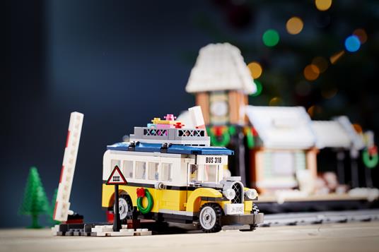 LEGO Creator Expert (10259). Stazione del villaggio invernale - 8