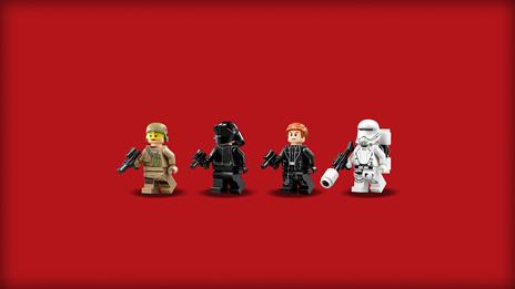 LEGO Star Wars (75177). First Order Heavy Scout Walker - 17
