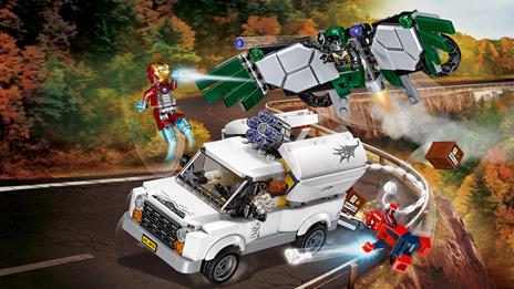 LEGO Super Heroes (76083). Attenzione a Vulture - 5