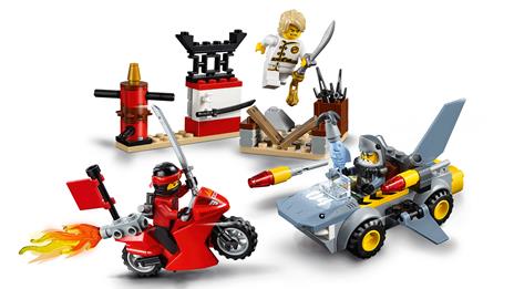 LEGO Juniors (10739). Squalo all'attacco - 9