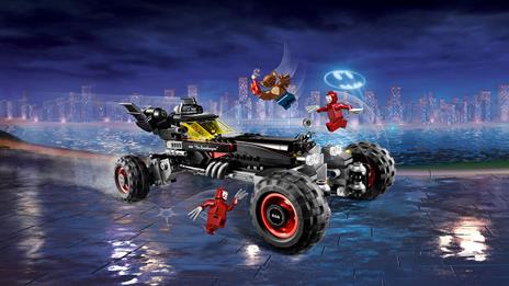 LEGO Batman Movie (70905). Batmobile - 4