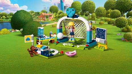 LEGO Friends (41330). L'allenamento di calcio di Stephanie - 4