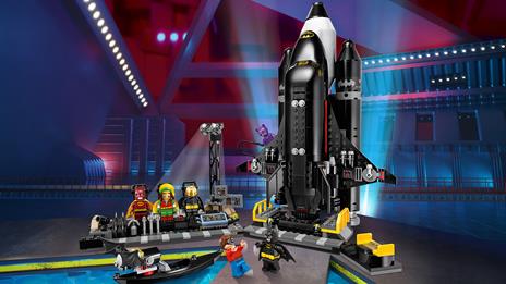 LEGO Batman Movie (70923). Bat-Space Shuttle - 4
