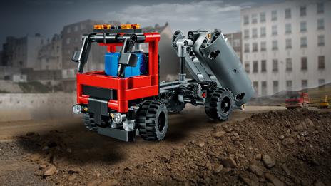 LEGO Technic (42084). Autoribaltabile - 4