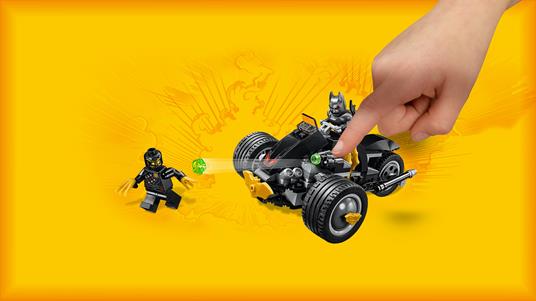 LEGO Super Heroes (76110). Batman: l'attacco degli Artigli - 2
