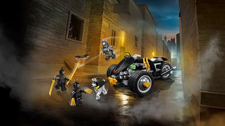 LEGO Super Heroes (76110). Batman: l'attacco degli Artigli - 6