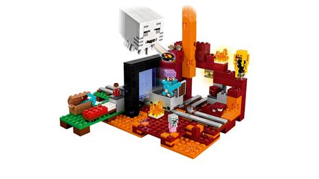 LEGO Minecraft (21143). Il portale del Nether - 10