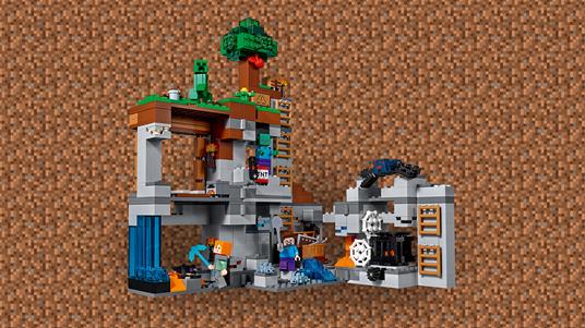 LEGO Minecraft (21147). Avventure con la Bedrock - 6
