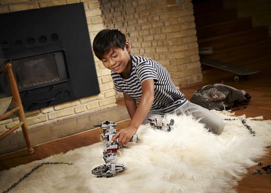 LEGO Star Wars (75202). Difesa di Crait - 2