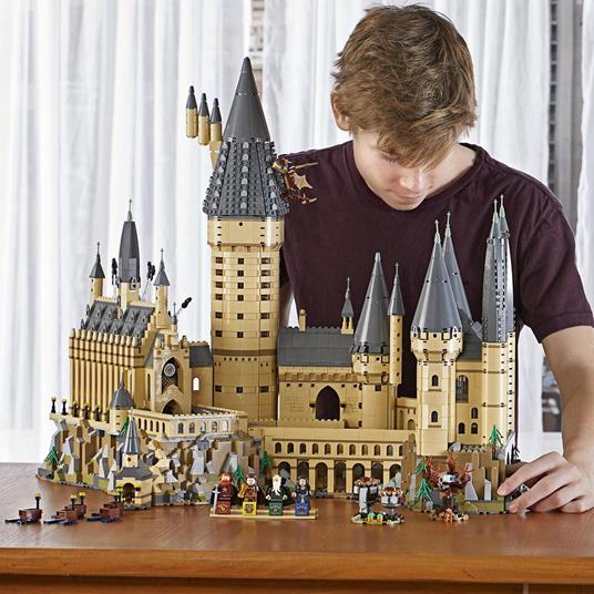 LEGO Harry Potter 71043 Castello di Hogwarts Gioco da Costruire per Ragazzi e Adulti Modello da Esposizione con Minifigure - 2