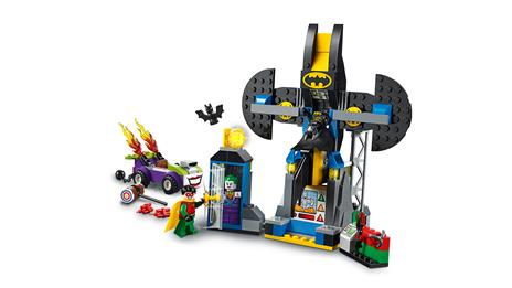 LEGO Juniors (10753). Attacco alla bat-caverna di The Joker - 10