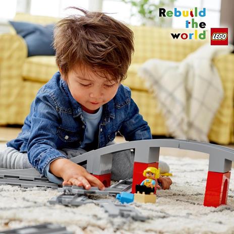 LEGO DUPLO 10872 Ponte e Binari Ferroviari Giochi per Bambini in Età Prescolare con Mattoncino Sonoro Giocattoli Educativi - 2