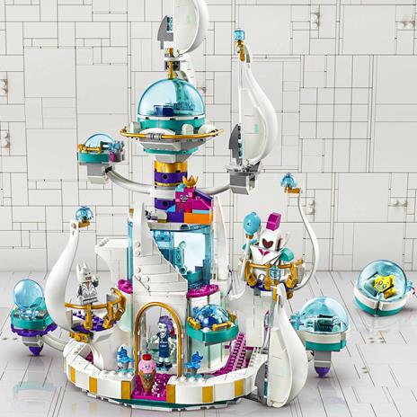 LEGO Movie (70838). Regina Wello Ke Wuoglio e il palazzo spaziale mezzo malvagio - 11