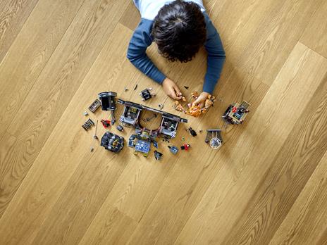 LEGO Super Heroes (76122). Clayface e l'invasione della bat-caverna - 10