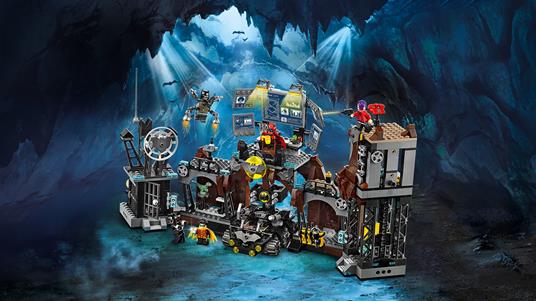 LEGO Super Heroes (76122). Clayface e l'invasione della bat-caverna - 7