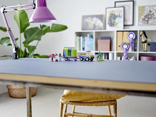 LEGO Friends (41371). Il rimorchio dei cavalli di Mia - 3