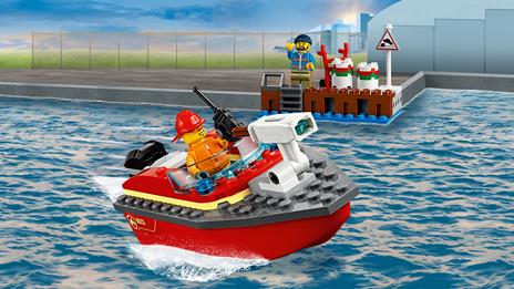 LEGO City Fire (60213). Incendio al porto - 5