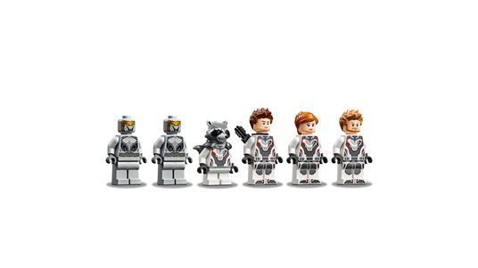 LEGO Super Heroes (76126). Avengers Ultimate Quinjet - 11