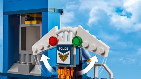 LEGO City Police (60210). Base della Polizia aerea - 15