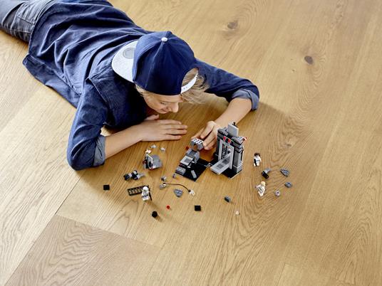 LEGO Star Wars (75229). Fuga dalla Death Star - 8
