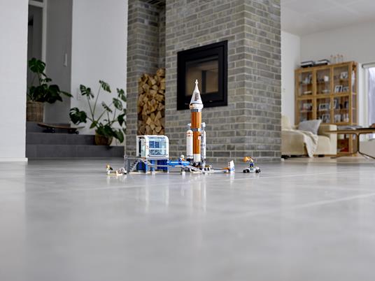 LEGO City Space Port (60228). Razzo spaziale e Centro di controllo - 13