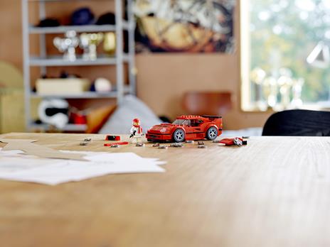 LEGO Speed Champions (75890). Ferrari F40 Competizione - 9