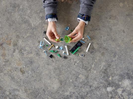 LEGO Ninjago (70681). Slam Spinjitzu - Lloyd - 8