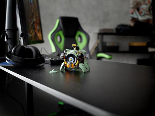 LEGO Overwatch (75976). Wrecking Ball - 9