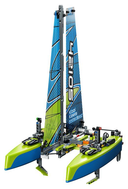 LEGO Technic (42105). Catamarano - 3