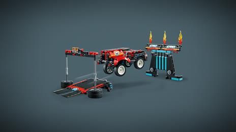 LEGO Technic (42106). Truck e moto dello Stunt Show - 5