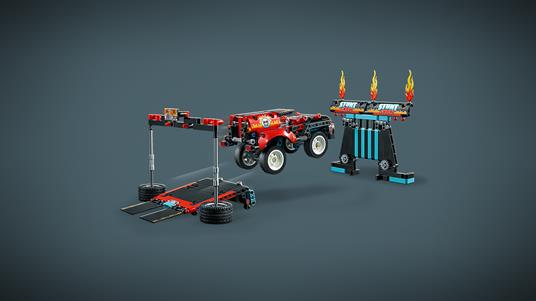 LEGO Technic (42106). Truck e moto dello Stunt Show - 5