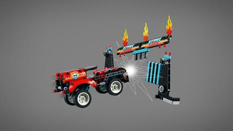 LEGO Technic (42106). Truck e moto dello Stunt Show - 8