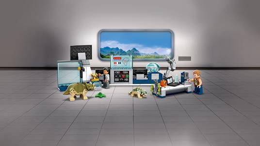 LEGO Jurassic World (75939). Il laboratorio del Dottor Wu: fuga dei baby dinosauri - 5