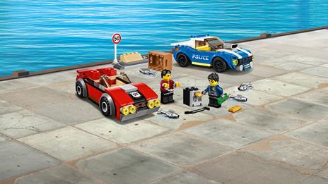 LEGO City Police (60242). Arresto su strada della polizia - 9